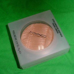 MAC NIB Skinfinish POST MODERNIST PEACH